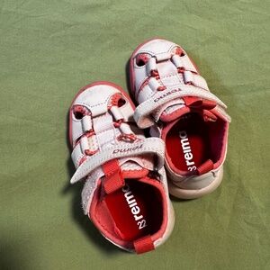 Reima Toddler sandals size 22/6.5